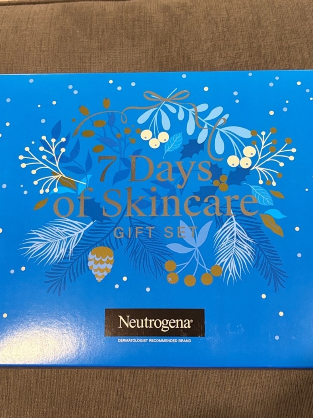 Neutrogena 7 Days of Skincare Gift Set - BRAND NEW!! makeup beauty sets - Picture 3 of 6